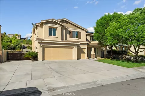 Exterior - 34932 Middlecoff Ct, Beaumont, CA 92223 photo 9 of 12