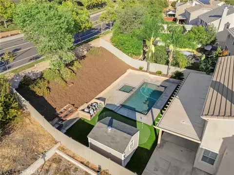 View/Area - 34932 Middlecoff Ct, Beaumont, CA 92223 photo 1 of 12