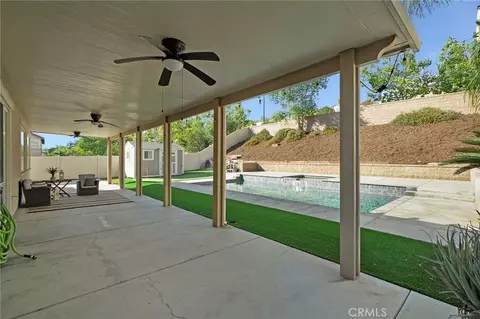 Exterior - 34932 Middlecoff Ct, Beaumont, CA 92223 photo 2 of 12