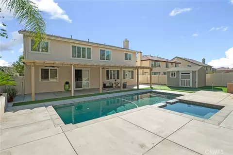 Exterior - 34932 Middlecoff Ct, Beaumont, CA 92223 photo 3 of 12