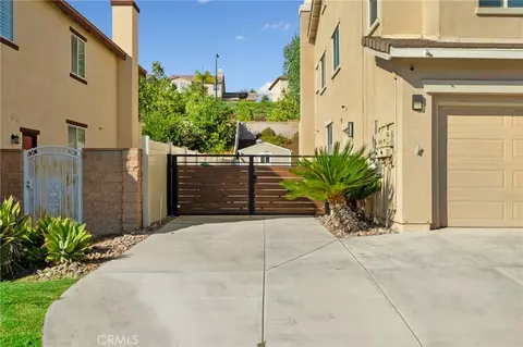 Exterior - 34932 Middlecoff Ct, Beaumont, CA 92223 photo 5 of 12