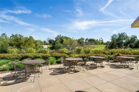 View/Area - 34932 Middlecoff Ct, Beaumont, CA 92223 photo 7 of 12