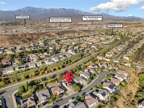 View/Area - 34932 Middlecoff Ct, Beaumont, CA 92223 photo 5 of 12