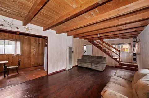 Living - 313 Leonard, Sugarloaf, CA 92386 photo 1 of 4