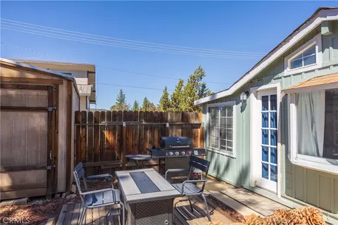 Exterior - 108 Cedar Ln, Sugarloaf, CA 92386 photo 4 of 8