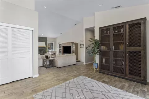 Entry Way - 13582 Oak Hill Ct, Yucaipa, CA 92399 photo 2 of 2