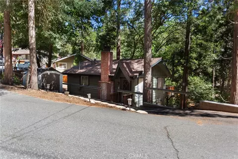 Exterior - 24948 Faulhorn Dr, Crestline, CA 92325 photo 2 of 3