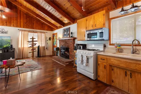 Other - 24948 Faulhorn Dr, Crestline, CA 92325 photo 3 of 5
