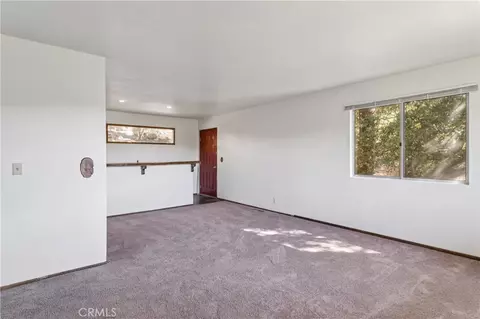 Living - 831 Madera Ln, Lake Arrowhead, CA 92352 photo 2 of 2