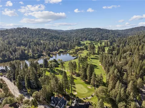 View/Area - 831 Madera Ln, Lake Arrowhead, CA 92352 photo 1 of 1