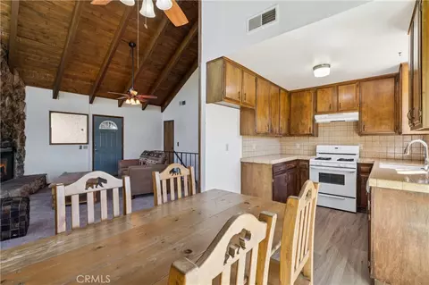 Dining - 831 Madera Ln, Lake Arrowhead, CA 92352 photo 1 of 1
