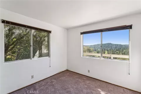 Bedroom - 831 Madera Ln, Lake Arrowhead, CA 92352 photo 1 of 4