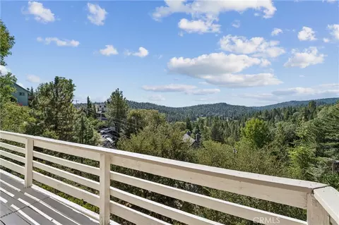 Exterior - 831 Madera Ln, Lake Arrowhead, CA 92352 photo 2 of 3