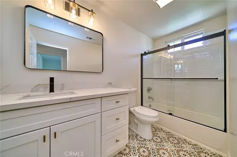 Bath - 1741 E D, Ontario, CA 91764 photo 4 of 7