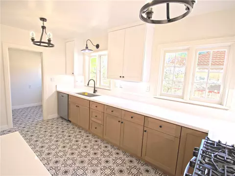 Kitchen - 3265 Pine St, Riverside, CA 92501 photo 2 of 3