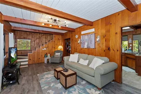 Living - 1069 Nesthorn Dr, Crestline, CA 92325 photo 3 of 3