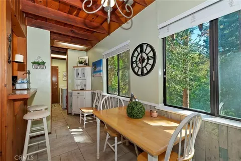 Dining - 1069 Nesthorn Dr, Crestline, CA 92325 photo 1 of 2