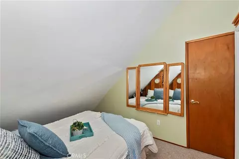 Bedroom - 1069 Nesthorn Dr, Crestline, CA 92325 photo 3 of 6