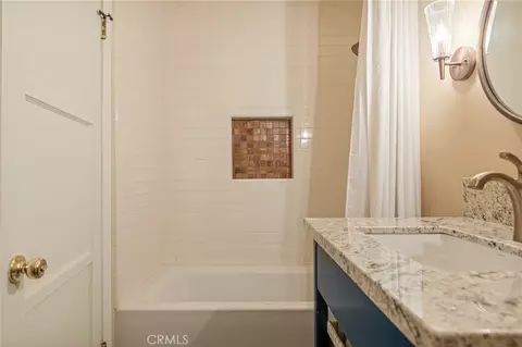 Bath - 419 Walnut Ave, Redlands, CA 92373 photo 5 of 5