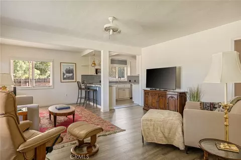 Living - 419 Walnut Ave, Redlands, CA 92373 photo 1 of 2