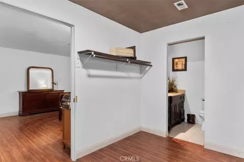 Entry Way - 16375 Sago Rd, Apple Valley, CA 92307 photo 2 of 2