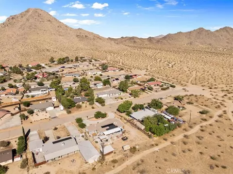 View/Area - 16375 Sago Rd, Apple Valley, CA 92307 photo 5 of 6