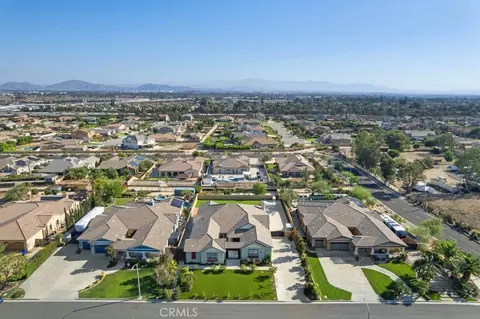View/Area - 13531 Wild Maple Ct, Rancho Cucamonga, CA 91739 photo 2 of 5