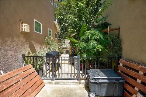 Exterior - 9789 Winterberry Dr, Riverside, CA 92503 photo 7 of 13