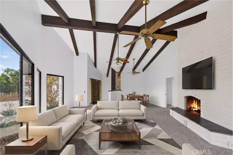 Living - 2801 E Msn, Fallbrook, CA 92028 photo 2 of 10