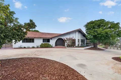 Exterior - 2801 E Msn, Fallbrook, CA 92028 photo 2 of 18