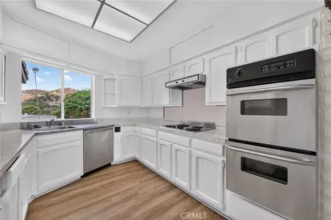 Kitchen - 2801 E Msn, Fallbrook, CA 92028 photo 3 of 3