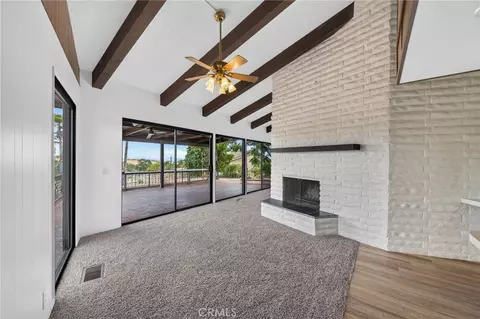 Living - 2801 E Msn, Fallbrook, CA 92028 photo 7 of 10