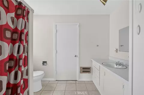 Bath - 2801 E Msn, Fallbrook, CA 92028 photo 5 of 5