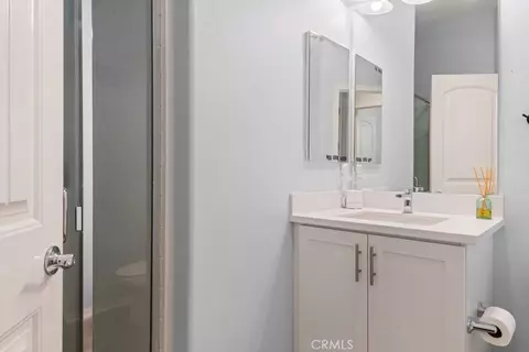 Bath - 6767 Rowen Way, Riverside, CA 92504 photo 1 of 3