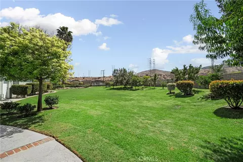 Exterior - 26983 Pilgrim Rd, Redlands, CA 92373 photo 10 of 18