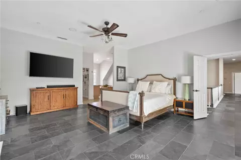 Bedroom - 26983 Pilgrim Rd, Redlands, CA 92373 photo 2 of 7
