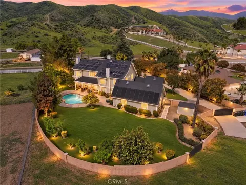 View/Area - 26983 Pilgrim Rd, Redlands, CA 92373 photo 1 of 6