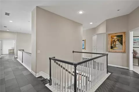 Entry Way - 26983 Pilgrim Rd, Redlands, CA 92373 photo 2 of 5