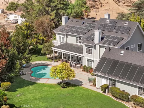 View/Area - 26983 Pilgrim Rd, Redlands, CA 92373 photo 2 of 6