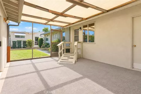 Exterior - 2067 Capri Ave, Mentone, CA 92359 photo 2 of 5