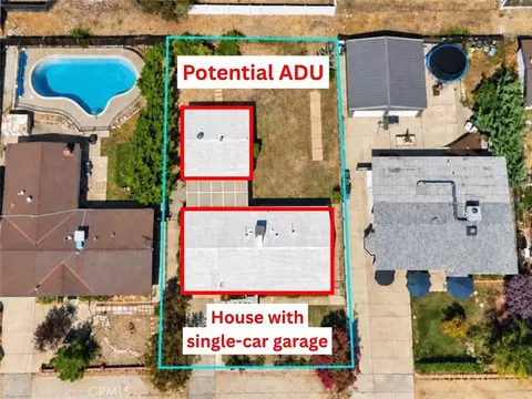 View/Area - 2067 Capri Ave, Mentone, CA 92359 photo 1 of 2