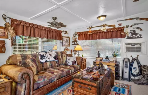 Living - 34249 Avenue H, Yucaipa, CA 92399 photo 4 of 4