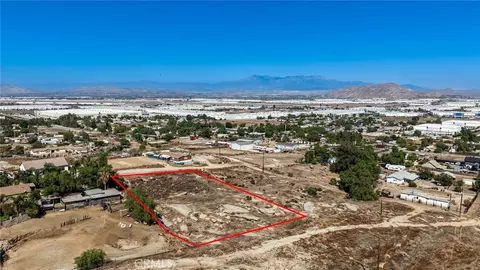 22427 Akers Ln, Perris, CA 92570 photo 14