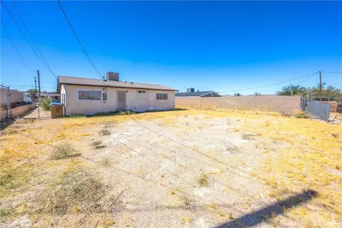 Exterior - 641 Chateau, Barstow, CA 92311 photo 7 of 11