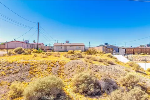 Exterior - 641 Chateau, Barstow, CA 92311 photo 10 of 11