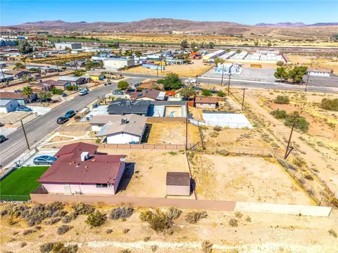 View/Area - 641 Chateau, Barstow, CA 92311 photo 8 of 9