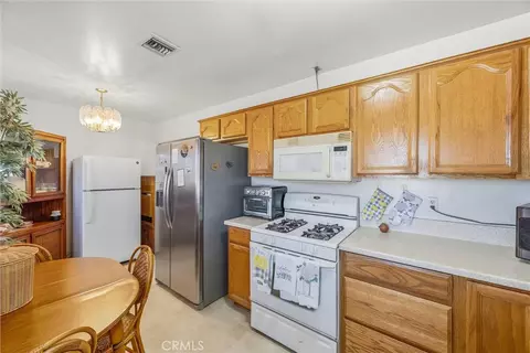 Kitchen - 641 Chateau, Barstow, CA 92311 photo 1 of 1
