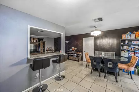 Dining - 16337 Llanada, Victorville, CA 92394 photo 3 of 5