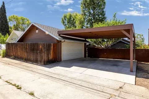 Exterior - 517 S 4th, Redlands, CA 92373 photo 10 of 12