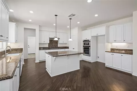 Kitchen - 356 Tuffa Ct, Perris, CA 92570 photo 1 of 4